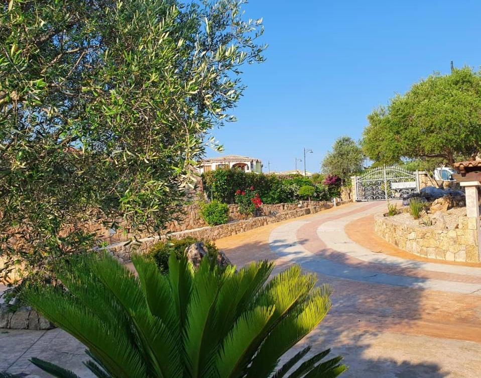Villa Saba Olbia Eksteriør billede