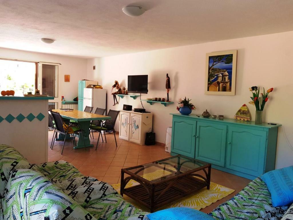 Villa Saba Olbia Eksteriør billede